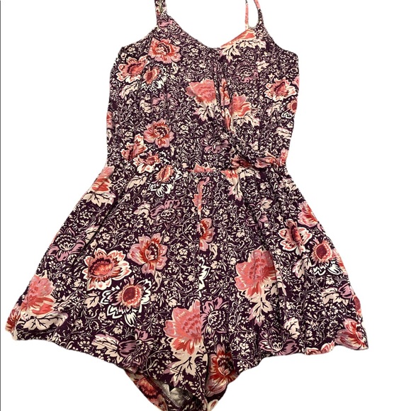 American Eagle Outfitters Pants - $5 SALE!! American Eagle Purple Floral Sleeveless Romper XS